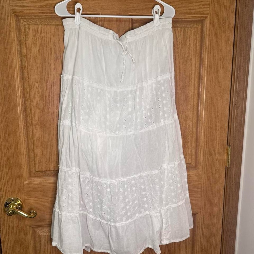 Bobbie Brooks White Maxi Skirt